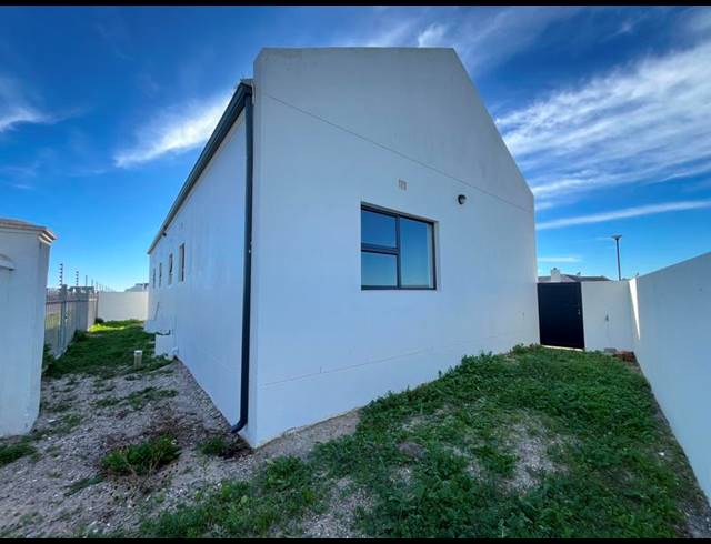 3 BEDROOM HOUSE FOR SALE IN LAAIPLEK